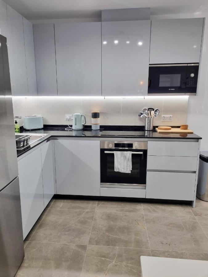 גיברלטר Brand New - Massive Studio - E1 - Self Catering מראה חיצוני תמונה